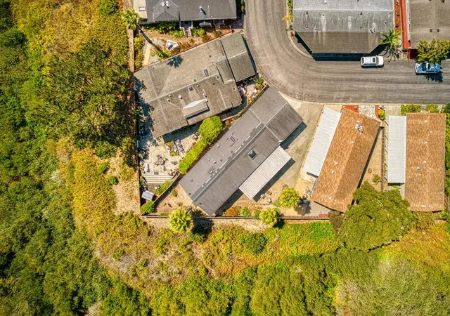 Photo 3 of Manufactured home for sale at 2395 Delaware Ave #188, Santa Cruz, CA 95060 | MLS# ML82056948 | Listing updated on 2026-10-11