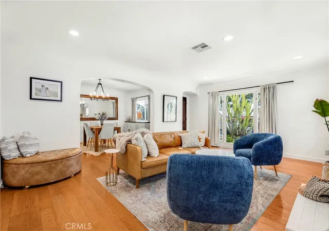 Photo 3 of Single family home for sale at 11441 Kittridge St, North Hollywood, CA 91606 | MLS# SR26171610 | Listing updated on 2026-10-06