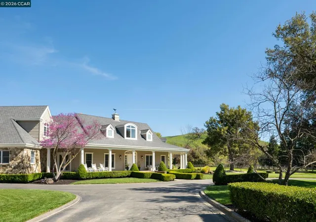Photo 3 of Single family home for sale at 5401 Penny Ln, Danville, CA 94506 | MLS# 41144256 | Listing updated on 2026-10-04