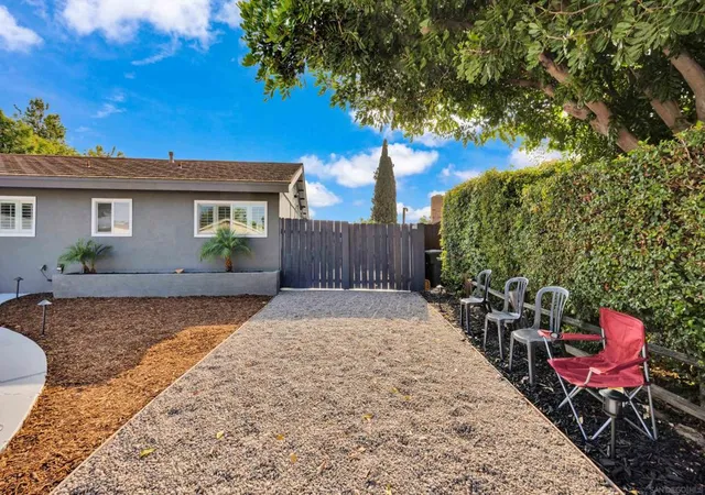 Photo 3 of Sale Pending at 3716 Duffy, Bonita, CA 91902 | MLS# 260019359SD | Listing updated on 2026-10-07