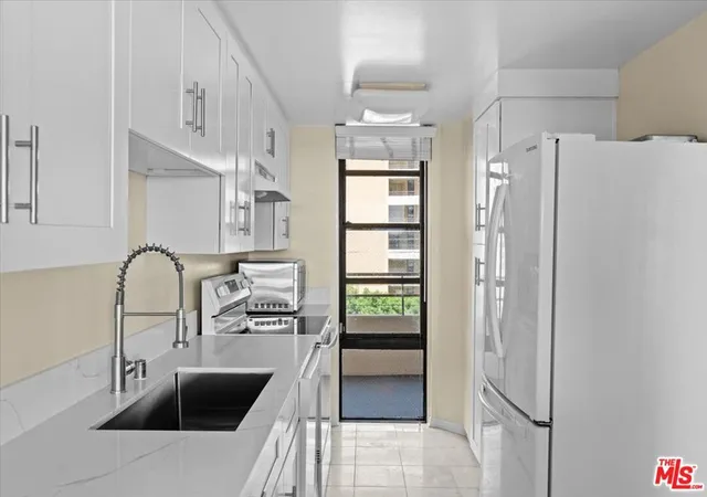 Photo 3 of Condo for sale at 4316 Marina City Dr #419, Marina Del Rey, CA 90292 | MLS# 26869723 | Listing updated on 2026-09-16