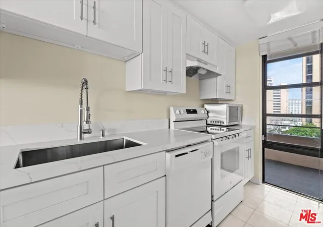 Photo 4 of Condo for sale at 4316 Marina City Dr #419, Marina Del Rey, CA 90292 | MLS# 26869723 | Listing updated on 2026-09-16