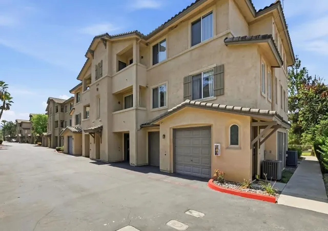 Photo 3 of Condo for sale at 3171 Dehesa Rd #5, El Cajon, CA 92019 | MLS# PTP2606011 | Listing updated on 2026-10-06