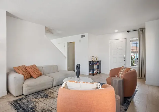 Photo 4 of Sale Pending at 45640 Cimarron Rd, Indio, CA 92201 | MLS# 219151190DA | Listing updated on 2026-09-15