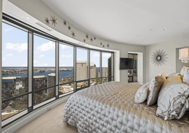Photo 2 of Condo for sale at 200 Harbor Dr #3702, San Diego, CA 92101 | MLS# 260019375SD | Listing updated on 2026-10-07