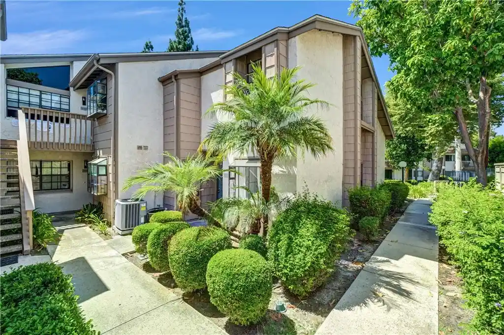 Photo 1 of Townhouse for sale at 26701 Quail Crk #261, Laguna Hills, CA 92656 | MLS# OC26170809 | Listing updated on 2026-10-22