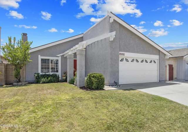 Photo 2 of Single family home for sale at 3752 Diamond Ct, Simi Valley, CA 93063 | MLS# 226003780 | Listing updated on 2026-10-09