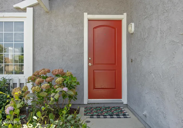 Photo 3 of Single family home for sale at 3752 Diamond Ct, Simi Valley, CA 93063 | MLS# 226003780 | Listing updated on 2026-10-09