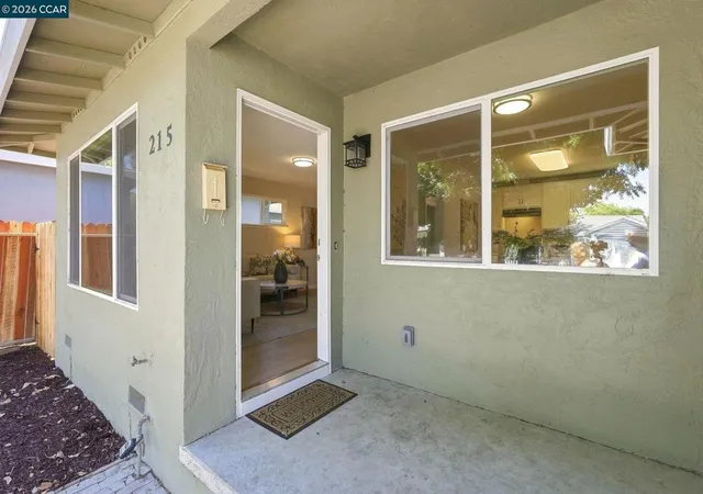 Photo 2 of Single family home for sale at 215 W 12th Street, Pittsburg, CA 94565 | MLS# 41144294 | Listing updated on 2026-09-20