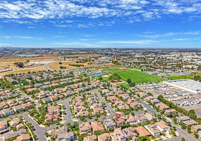 Photo 2 of Single family home for sale at 1407 Williamsburg St, Tustin, CA 92782 | MLS# PW26168967 | Listing updated on 2026-09-28