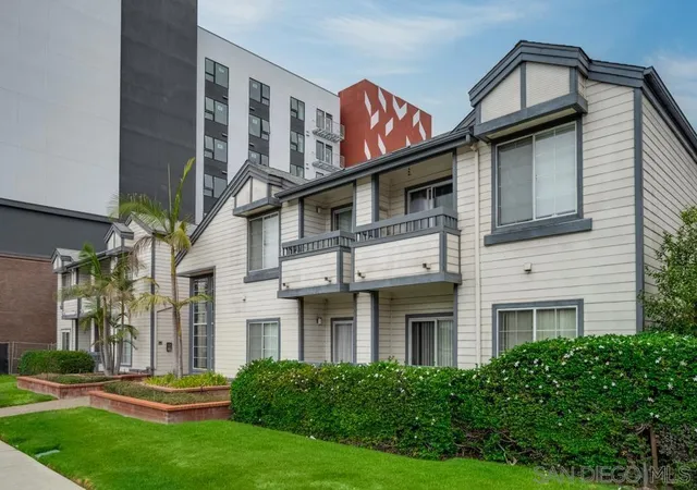 Listing Photo 4 - Condo for sale in building located at 3950 Cleveland, San Diego, CA 92103 - Unit #106