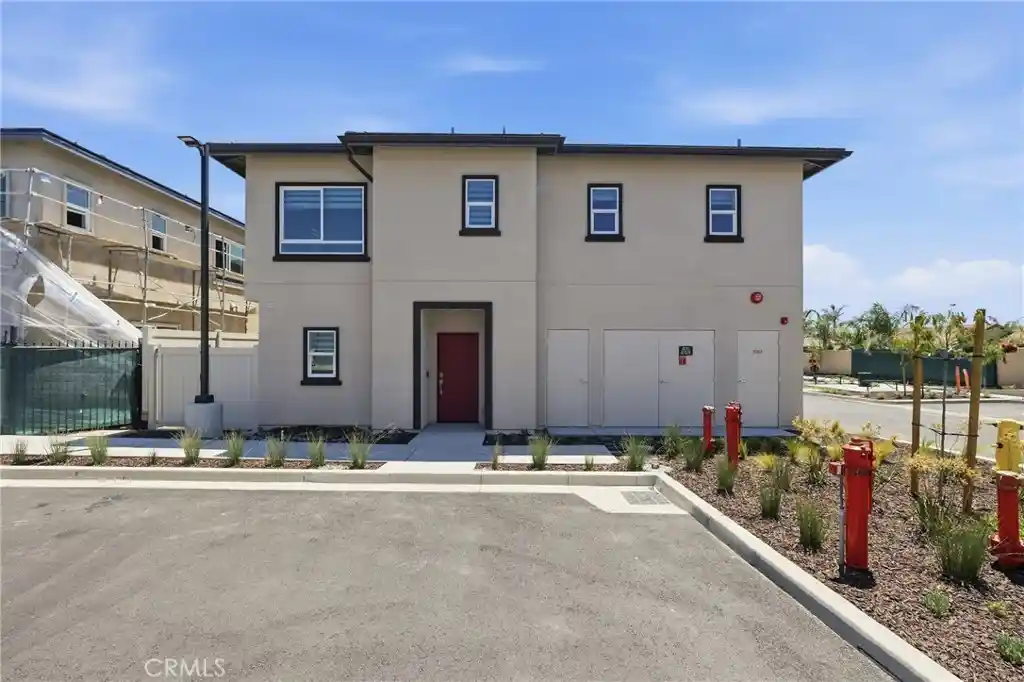 Condo for sale at 8180 Bing Ave, Fontana, CA 92335 | MLS# IV26171809
