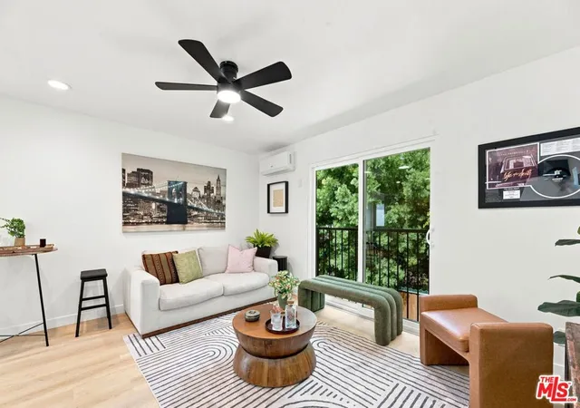 Photo 4 of Condo for sale at 1191 1/2 Crenshaw Blvd, Los Angeles, CA 90019 | MLS# 26869919 | Listing updated on 2026-09-11