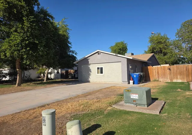 Photo 3 of Single family home for sale at 978 Pater St, Brawley, CA 92227 | MLS# 219151204DA | Listing updated on 2026-09-10