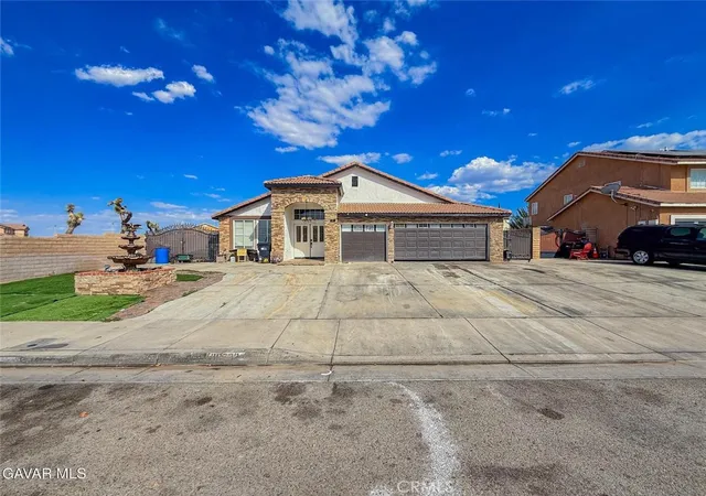 Photo 1 of Single family home for sale at 36722 Pine Valley Ct, Palmdale, CA 93552 | MLS# SR26173190 | Listing updated on 2026-10-30