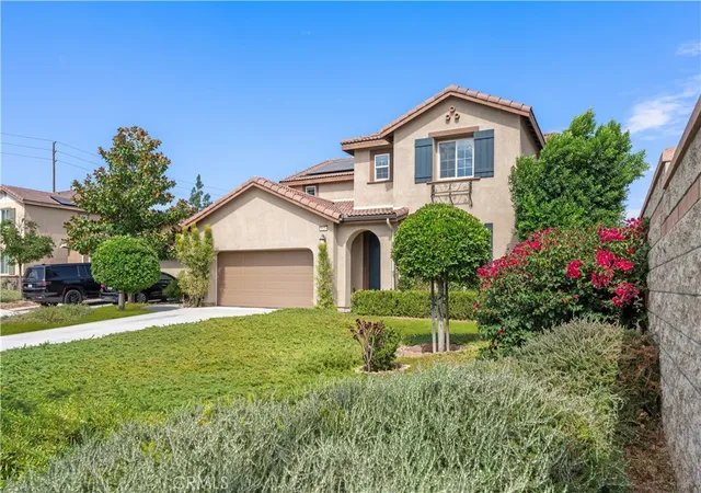Photo 2 of Single family home for sale at 6826 Meander Way, Jurupa Valley, CA 91752 | MLS# IG26171875 | Listing updated on 2026-10-10