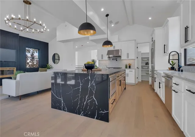 Townhouse for sale at 520 N Lucia #B, Redondo Beach, CA 90277 | MLS# SB26173199