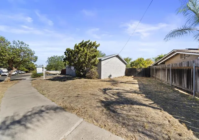 Photo 3 of Single family home for sale at 9733 Settle Rd, Santee, CA 92071 | MLS# PTP2606021 | Listing updated on 2026-10-03