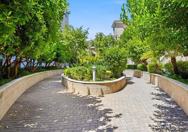 Listing Photo 5 - Condo for sale in building located at 20488 Stevens Creek Blvd, Cupertino, CA 95014 - Unit #1816