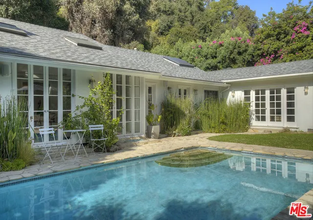 Photo 2 of Single family home for sale at 2761 Hutton Dr, Beverly Hills, CA 90210 | MLS# 26869285 | Listing updated on 2026-10-09