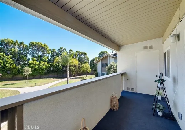 Photo 4 of Condo for sale at 8877 Lauderdale Ct #213F, Huntington Beach, CA 92646 | MLS# NP26148216 | Listing updated on 2026-10-11