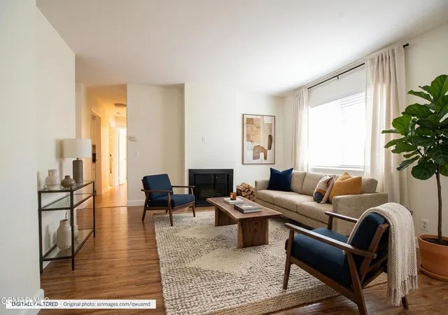 Photo 3 of Condo for sale at 2583 La Paloma Cir, Thousand Oaks, CA 91360 | MLS# 226003793 | Listing updated on 2026-10-06