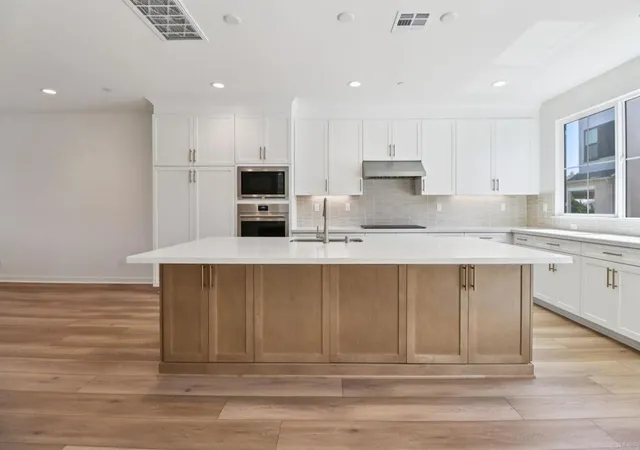 Photo 1 of Townhouse for sale at 4942 Spirea Way, Carlsbad, CA 92008 | MLS# NDP2607491 | Listing updated on 2026-09-25