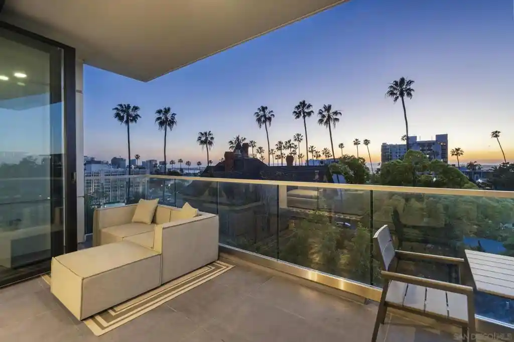 Listing Photo 1 - Condo for sale in 2604 5Th Ave located at 2604 5Th Ave, San Diego, CA 92103 - Unit #406