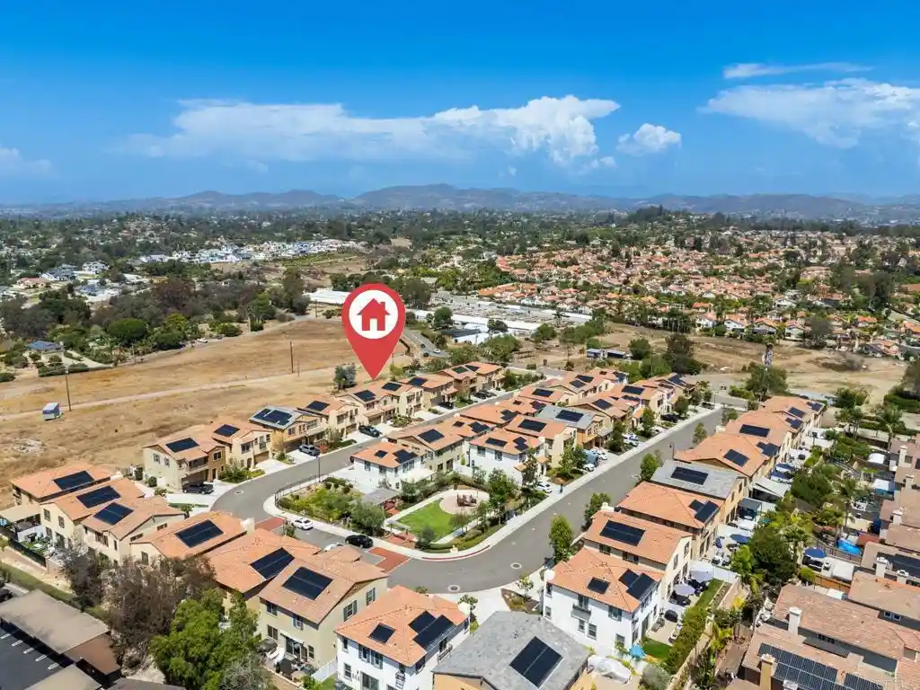 Listing Photo 37 - Condo for sale in 1525 Wildgrove Ave located at 1525 Wildgrove Ave, Vista, CA 92081 - Unit 1525 Wildgrove Ave