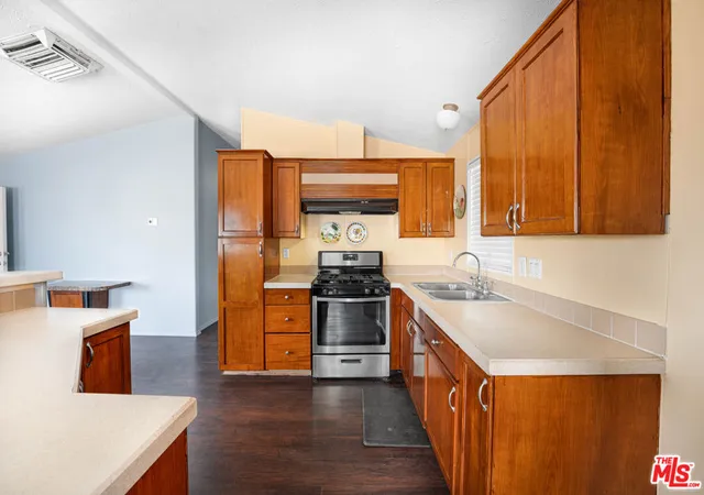 Photo 3 of Sale Pending at 3255 E Ave R #91, Palmdale, CA 93550 | MLS# 26870167 | Listing updated on 2026-09-12