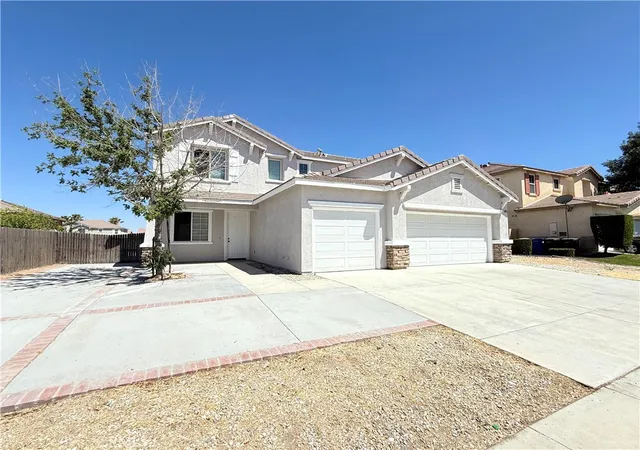 Photo 1 of Single family home for sale at 14541 Swallow Ct, Victorville, CA 92394 | MLS# HD26173718 | Listing updated on 2026-10-01