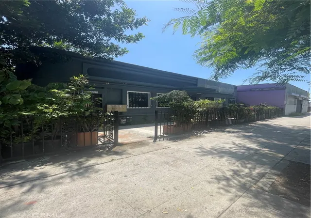 Photo 3 of Multi family home for sale at 6214 S Western, Los Angeles, CA 90047 | MLS# MB26173473 | Listing updated on 2026-10-07