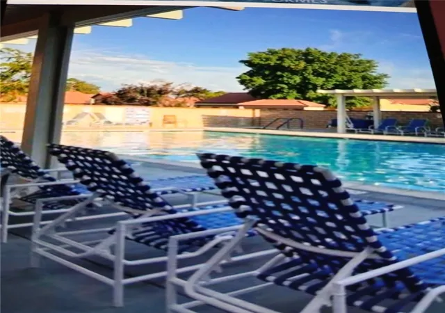 Photo 4 of Condo for sale at 19149 Palo Verde Dr, Apple Valley, CA 92308 | MLS# HD26173310 | Listing updated on 2026-09-12