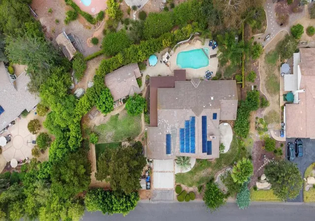 Photo 4 of Single family home for sale at 13126 Silver Saddle Ln, Poway, CA 92064 | MLS# 260019496SD | Listing updated on 2026-10-05