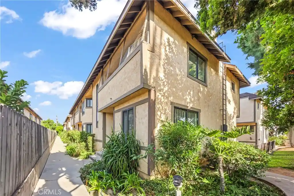 Listing Photo 1 - Condo for sale in 4219 Walnut Grv Ave located at 4219 Walnut Grv Ave, Rosemead, CA 91770 - Unit 4219 Walnut Grv Ave