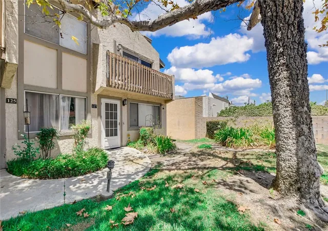 Photo 2 of Condo for sale at 1251 S Meadow #127, Colton, CA 92324 | MLS# IG26173768 | Listing updated on 2026-09-13
