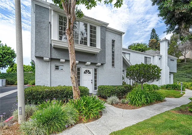 Photo 1 of Townhouse for sale at 28221 Paseo El Siena, Laguna Niguel, CA 92677 | MLS# RS26162376 | Listing updated on 2026-10-28