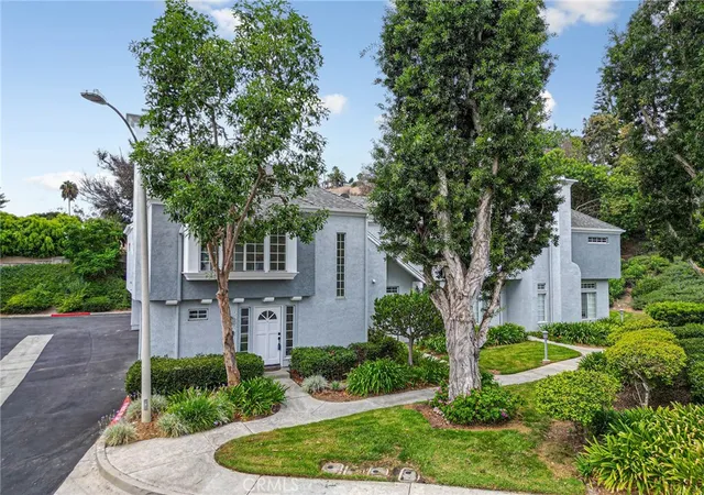Photo 3 of Townhouse for sale at 28221 Paseo El Siena, Laguna Niguel, CA 92677 | MLS# RS26162376 | Listing updated on 2026-10-28