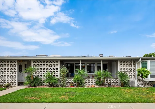 Photo 3 of Sale Pending at 1075 Brookline Rd #220H, Seal Beach, CA 90740 | MLS# PW26172794 | Listing updated on 2026-09-18