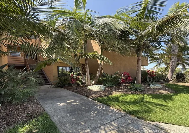 Photo 2 of Condo for sale at 306 Coral Reef #50, Huntington Beach, CA 92648 | MLS# PW26174036 | Listing updated on 2026-09-13