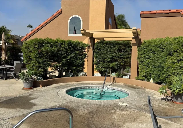 Photo 3 of Condo for sale at 306 Coral Reef #50, Huntington Beach, CA 92648 | MLS# PW26174036 | Listing updated on 2026-09-13