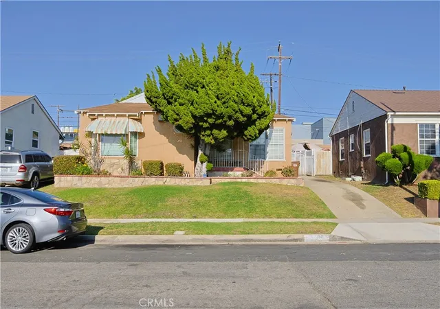 Photo 1 of Sale Pending at 11516 S St Andrews, Los Angeles, CA 90047 | MLS# SB26174116 | Listing updated on 2026-09-15