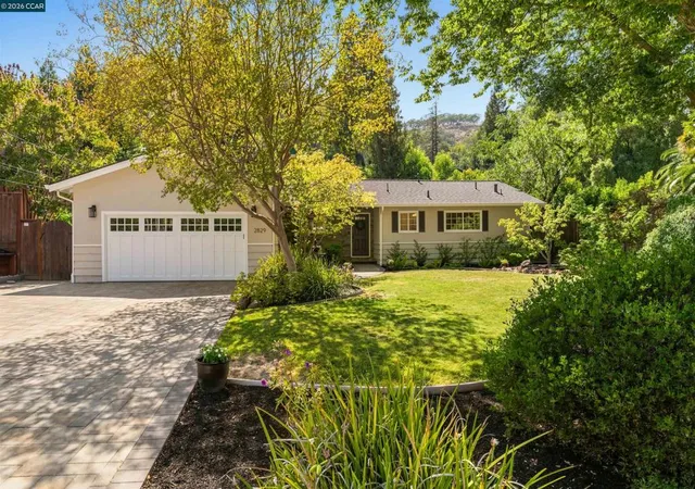 Sale Pending at 2829 Litina Ct, Alamo, CA 94507 | MLS# 41144449 | Listing updated on 2026-09-16