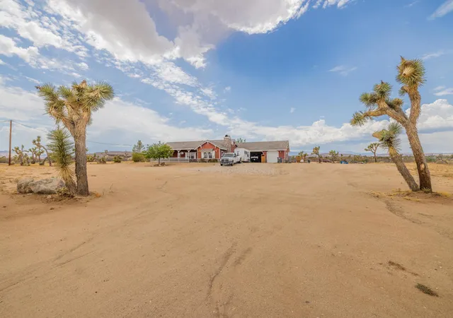 Photo 3 of Single family home for sale at 4224 Yucca Mesa Rd, Yucca Valley, CA 92284 | MLS# 219151246DA | Listing updated on 2026-10-05