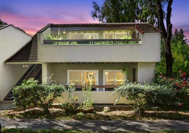 Photo 2 of Condo for sale at 309 Tradewinds Dr #15, San Jose, CA 95123 | MLS# ML82057130 | Listing updated on 2026-10-09