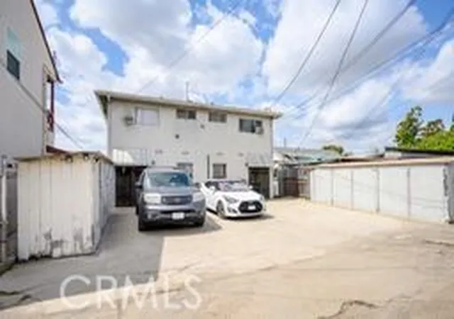Photo 13 of Multi family home for sale at 2845 Estara, Los Angeles, CA 90065 | MLS# GD26174237 | Listing updated on 2026-10-09