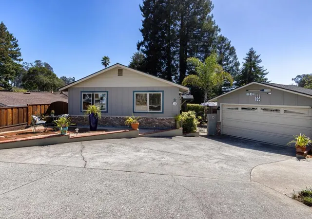 Photo 4 of Single family home for sale at 514 Humes Ave, Aptos, CA 95003 | MLS# ML82057137 | Listing updated on 2026-09-07