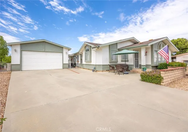 Photo 1 of Manufactured home for sale at 1645 Pear Tree Ct, Hemet, CA 92545 | MLS# SW26174261 | Listing updated on 2026-10-08