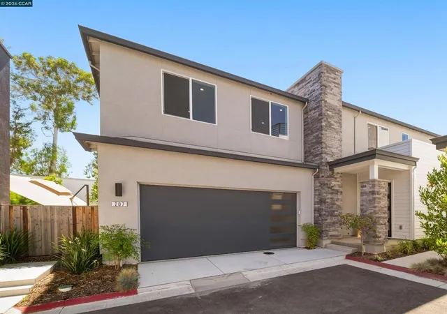 Photo 2 of Single family home for sale at 207 Bisque Ct, San Ramon, CA 94583 | MLS# 41144468 | Listing updated on 2026-09-30