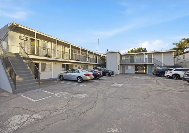 Photo 3 of Sale Pending at 14542 Saticoy, Van Nuys, CA 91405 | MLS# OC26160592 | Listing updated on 2026-09-13